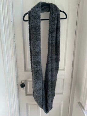 Kimchi Blue Gray Chunky Knit Infinity Scarf | Cozy Textured Loop Scarf
